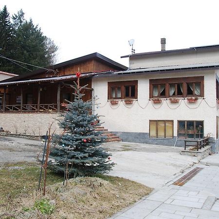 Guest House Caracas Лоріка Екстер'єр фото